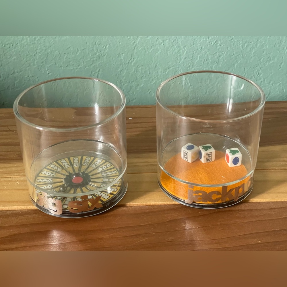 Two Vintage Casino Whiskey Acrylic Glasses w/Built-In Games by Howw Mfg 3.5”